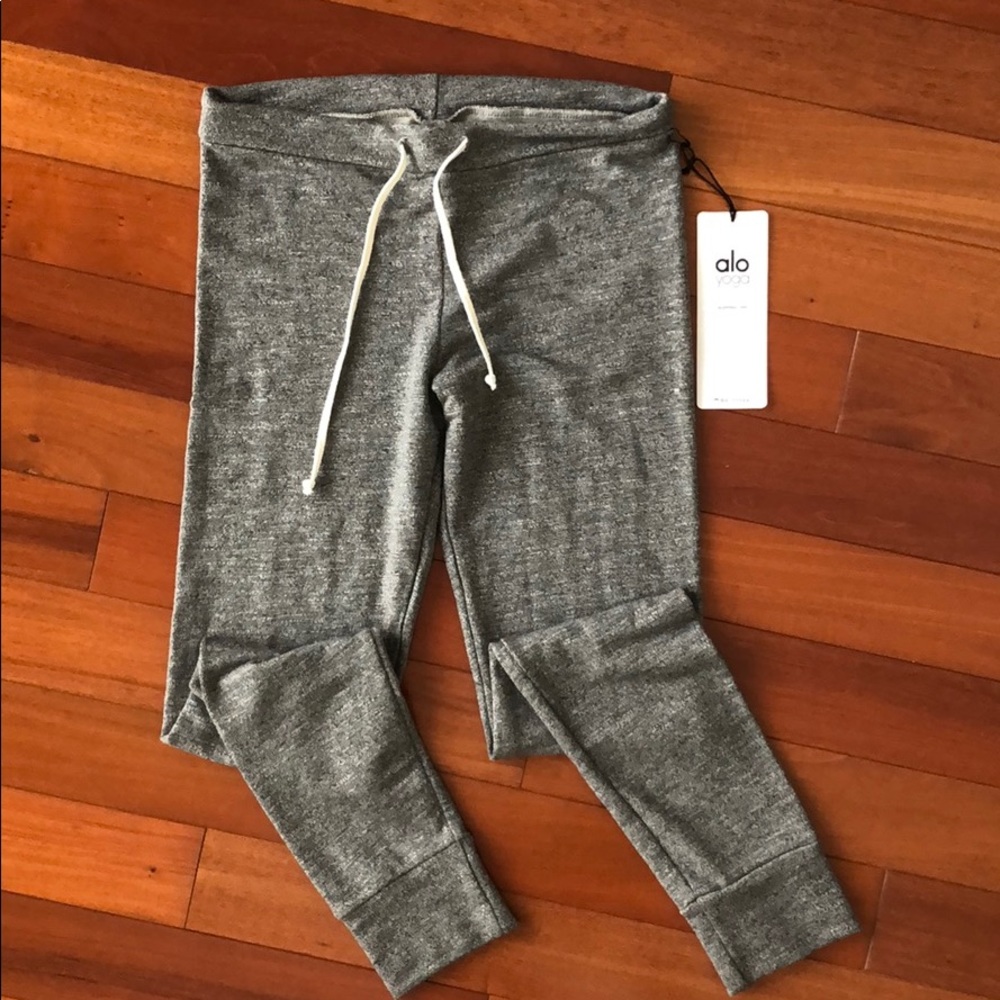 Alo twiggy sweat pants